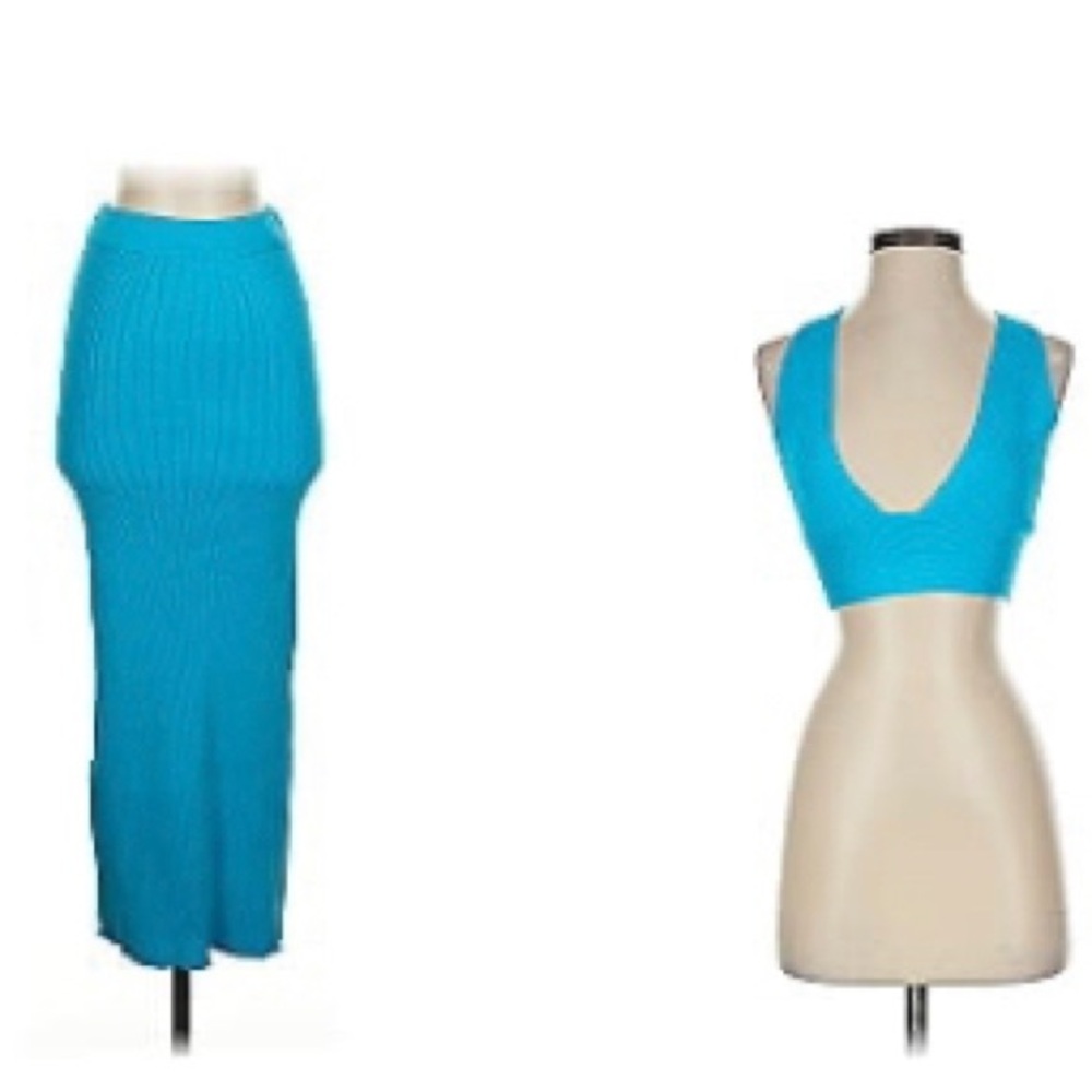 Zara RIBBED SET RIBBED CROP TOP V-NECK CALF MIDI SKIRT SET BLUE SIZE S M